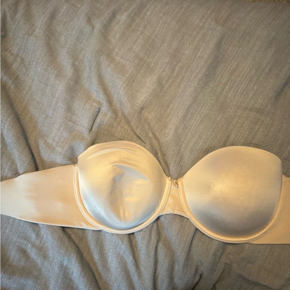 Strapless bra